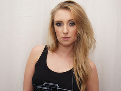 Tussi, Grosser arsch, Blondine, Freund, Spermaladung, Schwanz, Aufs gesicht abspritzen, Hd