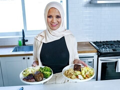 Arabisch, Grote kont, Grote lul, Grote mammen, Pijpbeurt, Hondjeshouding, Geld