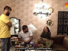Anal, Sucer une bite, Tromperie, Éjaculer dans la bouche, Pénétrer avec le poing, Massage, Maman, Chatte