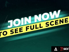 18 años, Anal, Mamada, Estilo perrito, Doble anal, Doble penetracion, Hd, Sexo fuerte