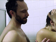 Mamá, Desnudo, Desnudo