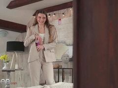 デカパイ, 茶髪の, エロ熟女, Hd, なめる, 淫乱熟女, 小柄, 恥ずかしがりや