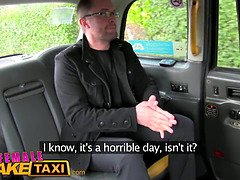 Michelle Thorne's big boobs bounce as she deepthroats and gets her oral job from Reporter