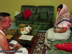 Amateur, Anal, Gros seins, Sucer une bite, Grosse, Branlette thaïlandaise, Indienne, Perverse