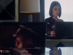 Grote lul, Pijpbeurt, Diep in de keel, Dubbele penetratie, Sperma in gezicht, Pornster, Spuiten, Trio