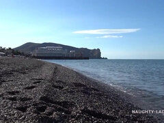 Strand, Grote mammen, Badpak, Rondborstig, Flashing, Natuurlijke tieten, Buiten, Alleen