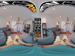 Virtual Porn: Fulfilling Household Duties with Stepmom Carmela Clutch #VR