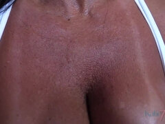 Grosser arsch, Vollbusig, Masturbation, Milf, Mutti, Muschi, Eng, Titten