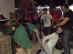 Bitch Valentina Bianco gives a blowjob and fucks at a party