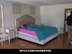 Arsch, Grosser schwanz, Blasen, Schwanz, Hd, Wichsen, Milf, Mutti