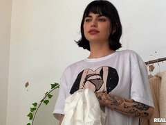 Любители, Жопа, Бикини, Минет, Брюнетки, Мастурбация, Сиськи, Игрушки