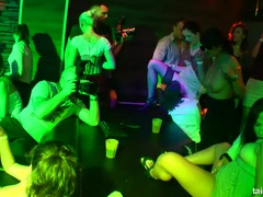 Черные, В одежде, Лизание, Мастурбация, Порнозвезда, Киски, Застенчивая, Свингеры