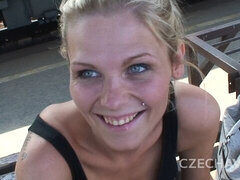 Enthousiasteling, Kont, Blond, Pijpbeurt, Huisgemaakt, Onschuldig, Geschoren, Tiener