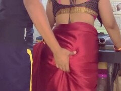 18 ans, Tante, Collège université, Couple, Hard, Indienne, Cuisine, Chatte