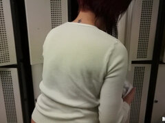 Arsch, Tussi, Sporthalle, Pov, Öffentlich, Muschi, Jungendliche (18+), Titten