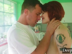 Bree Daniels seduced plumber for shagging