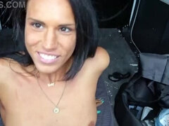 Verga grande, Estilo perrito, Despelote, Italiano, Al aire libre, Pequeña, Pov, Tabú