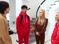 Stellung 69, Tussi, Blasen, Bruder, Fetisch, Flotter vierer, Rau, Schwestern