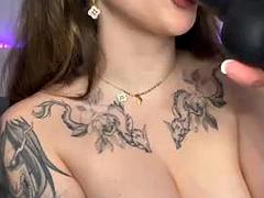 Erstaunlich, Grosse titten, Braunhaarige, Dildo, Schmutzig, Erstes mal, Solo, Titten