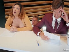 Gros cul, Grosse bite, Gros seins, Sucer une bite, Plantureuse, En levrette, Poupée, Mère que j'aimerais baiser