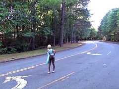 Nana, Blonde, Sucer une bite, Noir ébène, De plein air, Public, Suçant, Adolescente