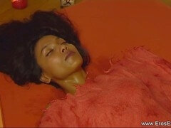 Arabisch, Asiatisch, Fingern, Reif, Milf, Orgasmus, Muschi, Nass