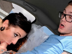 Mooie dikke vrouwen, Grote kont, Grote mammen, Pijpbeurt, Bruinharig, Ondergoed, Moeder die ik wil neuken, Strippen