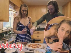 素人, アメリカ人, デカ尻, フェラチオ, ハードコア, キス, キッチン, オマンコ