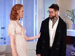 Tussi, Grosser arsch, Grosser schwanz, Grosse titten, Kehlenfick, Schwanz, Hardcore, Rotschopf