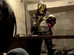 In den arsch, Bizarr, Schwarz, Blasen, Besamung, Handschuhe, Hardcore, Maske