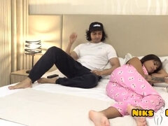 Anal, Cul, Grosse bite, Sucer une bite, Indienne, Rugueux, Pute, Adolescente