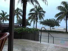 浴室, ブロンド, 彼女, ガリガリ, 喫煙, ティーン, オッパイの, スカートのぞき