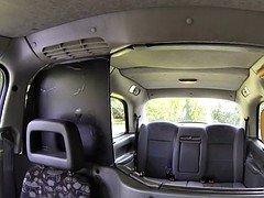 Brunette brune, Femelle, De plein air, Public