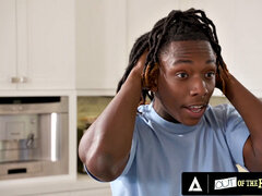 Schwarz, Blasen, Kehlenfick, Hundestellung, Familie, Milf, Realität, Stiefmutter