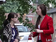 Sucer une bite, Brunette brune, Masturbation, Mère que j'aimerais baiser, Maman, Chatte, Timide, Plan cul à trois