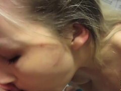 Blond, Sperma shot, Sperma in gezicht, Duits, Handbeurt, Hd, Sperma, Tiener