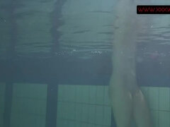 18, 素人, デカパイ, 茶髪の, 女, 公共, 一人, 水中