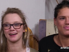 ブロンド, 茶髪の, ディルド, ドイツ人, レズビアン, なめる, 自然山雀, オッパイの