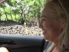 Lyra looks super hot on the beach in Hawaii.