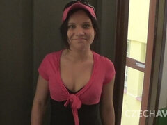 Leie, Grosser arsch, Braunhaarige, Paar, Handjob, Selbstgemacht, Rasiert, Nass
