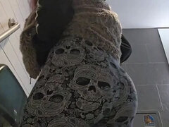 Leie, Grosser arsch, Fetisch, Hd, Pissen, Solo, Titten, Toilette