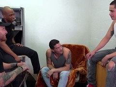 Coulisses, Bondage domination sadisme masochisme, Sucer une bite, Domination, Doigter, Homosexuelle, Bureau, Adolescente