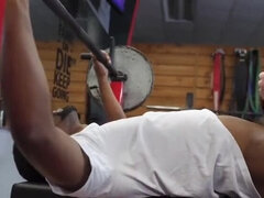 Sucer une bite, Couple, Tir de sperme, Gym, Hd, Interracial, Mère que j'aimerais baiser
