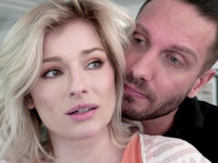 Hyley Winters gets her tight anus gaped