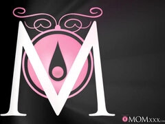 Tetona, Lamidas, Masaje, Tetas naturales, Orgasmo, Sauna, Tetas, Juguetes