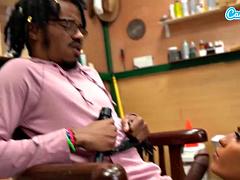 素人, アジア人, デカ尻, デカチン, 黒人, チン, 手コキする, ハードコア