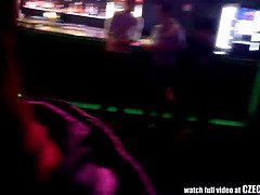 Amateur, Blonde, Sucer une bite, Brunette brune, Tchèque, Lunettes, Hd, Espionne