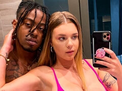 Tetas grandes, Negro, Mamada, Tetona, Linda, Interracial, Madres para coger, Tatuaje