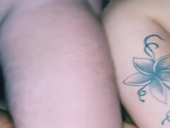 Stel, Hondjeshouding, Vrouw, Frans, Hd, Orgasme, Tatoeage, Tieten likken