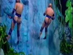Leie, Spiele, Nackt